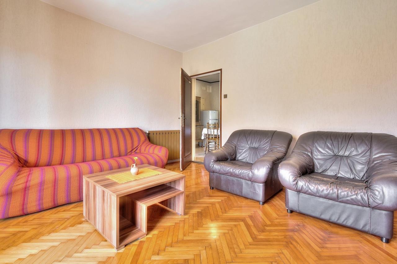 Lovric House With Apartments Umago Esterno foto